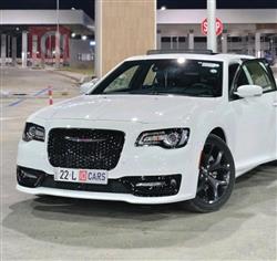 کرایسلەر 300